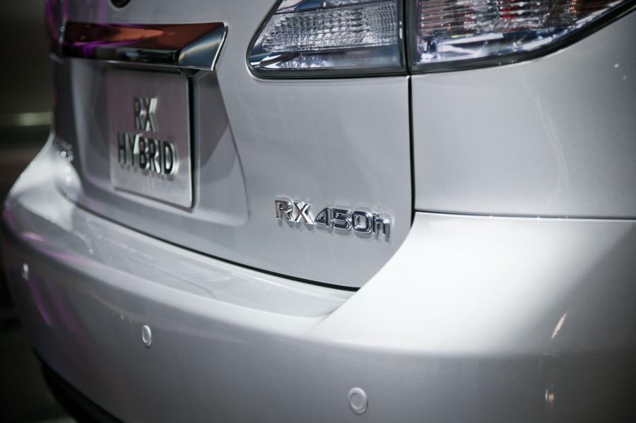  Lexus RX450h 2009 года  (фото 114 из 174)